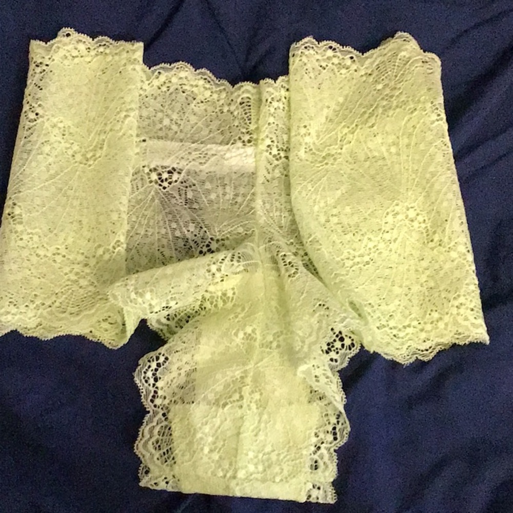 Elegant Lace Women's Intimate in Light Green